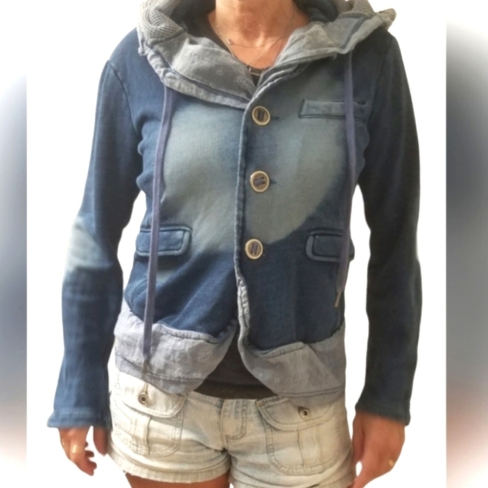 Rare We The Free People Distressed Soft Cotton Jean Jacket